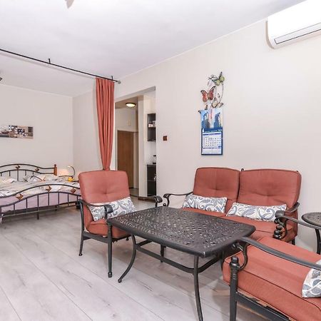 Visit Sofia Macedonia Square Central Apartment By Flat Mаnager Экстерьер фото