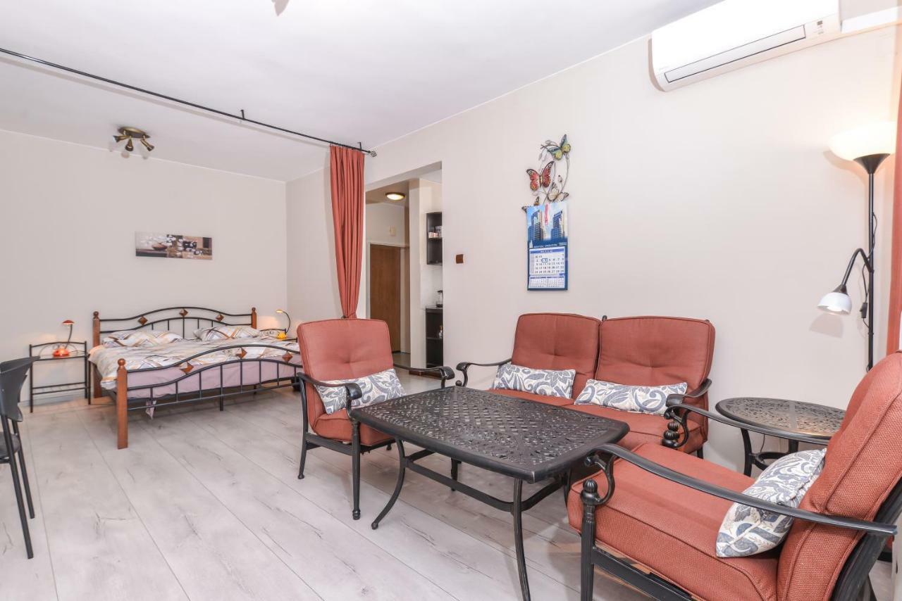 Visit Sofia Macedonia Square Central Apartment By Flat Mаnager Экстерьер фото